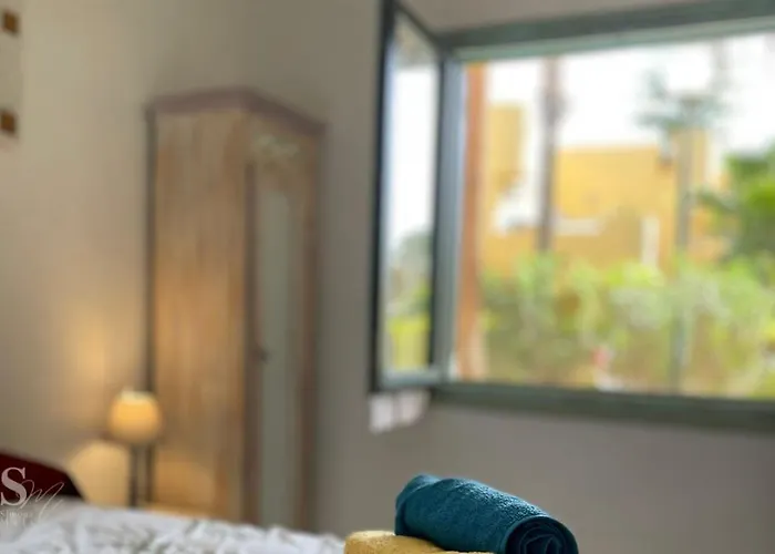 Casa Atom A Pochi Passi Dall'oceano קורלחו